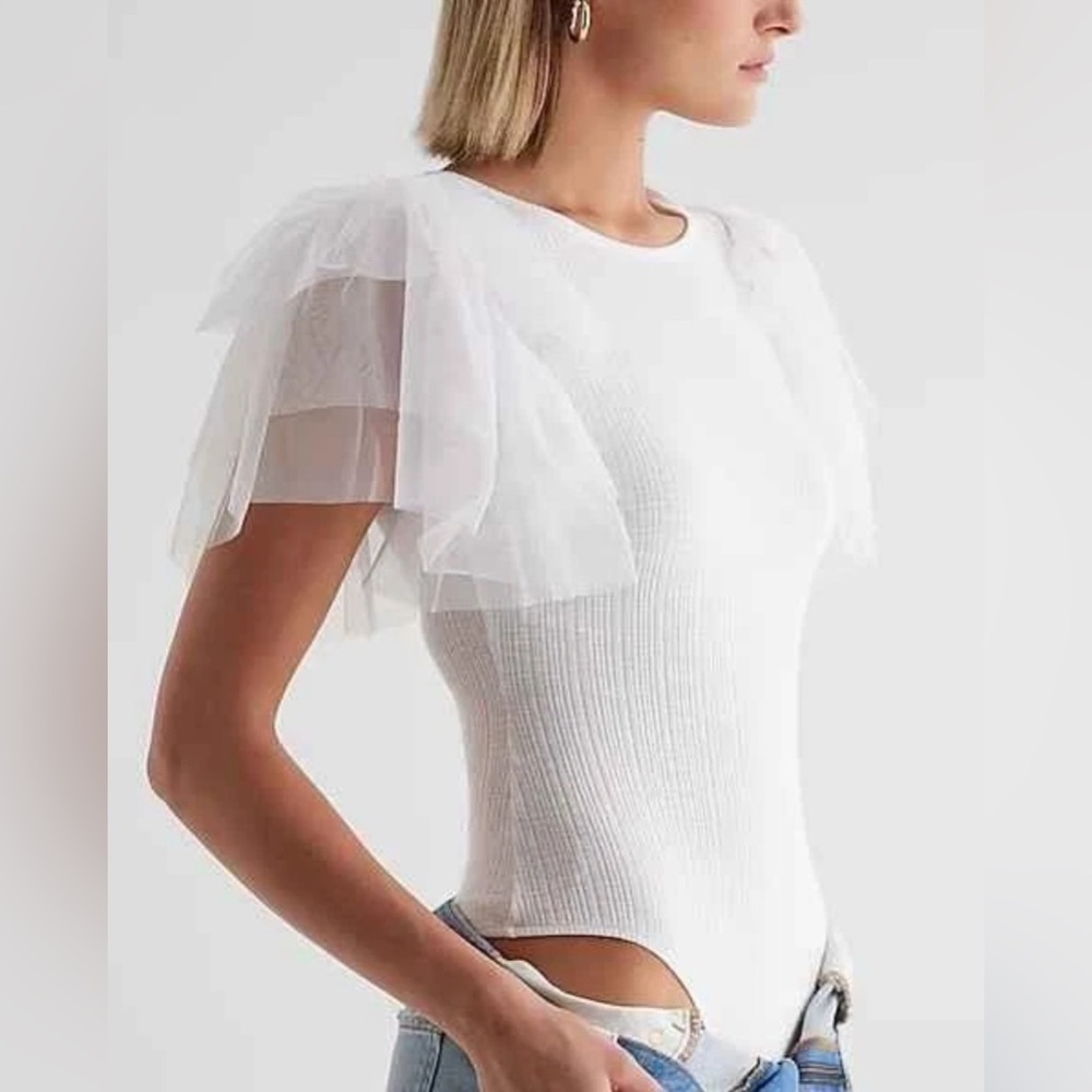 EXPRESS Ribbed Crew Neck Bodysuit - Snap Button - Tulle Sleeves - White